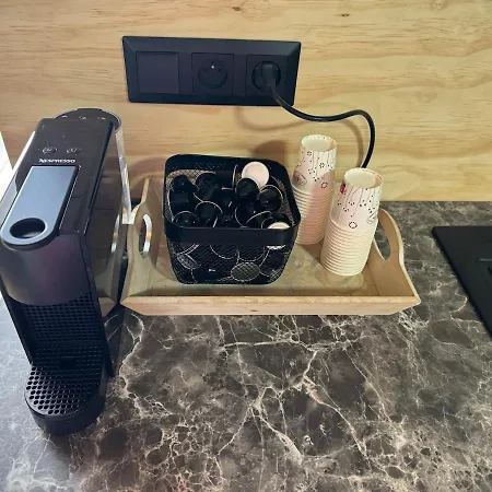 船上ホテル Sunset Hausbot *