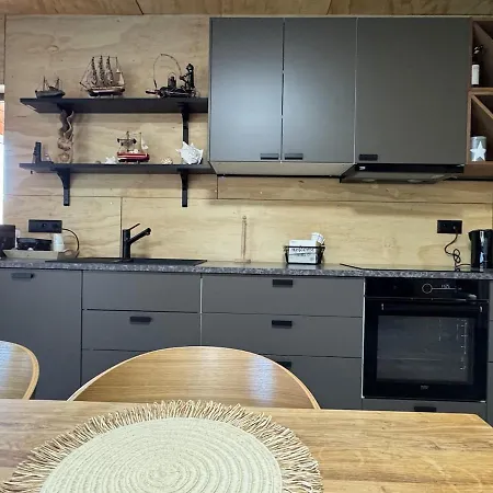 船上ホテル Sunset Hausbot