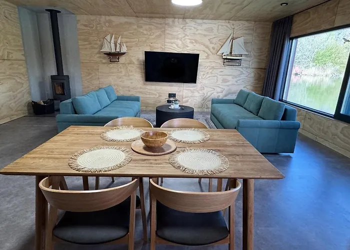 Sunset Hausbot Hotel en barco *