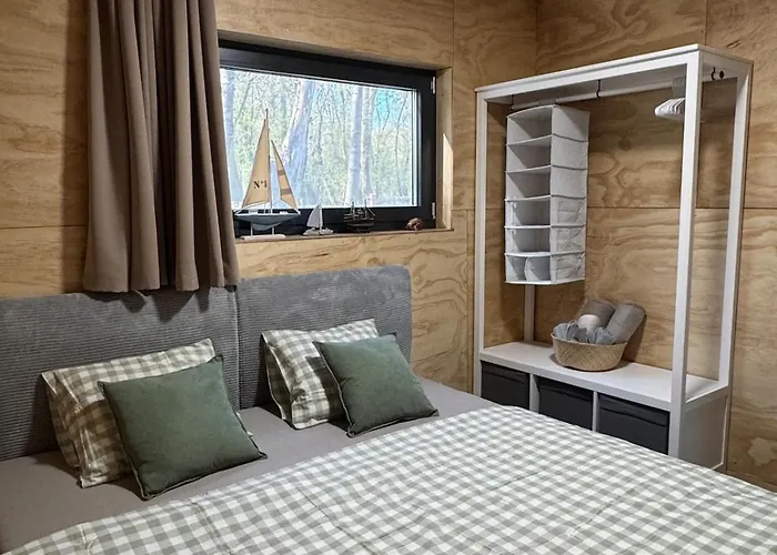 Sunset Hausbot Hotel en barco