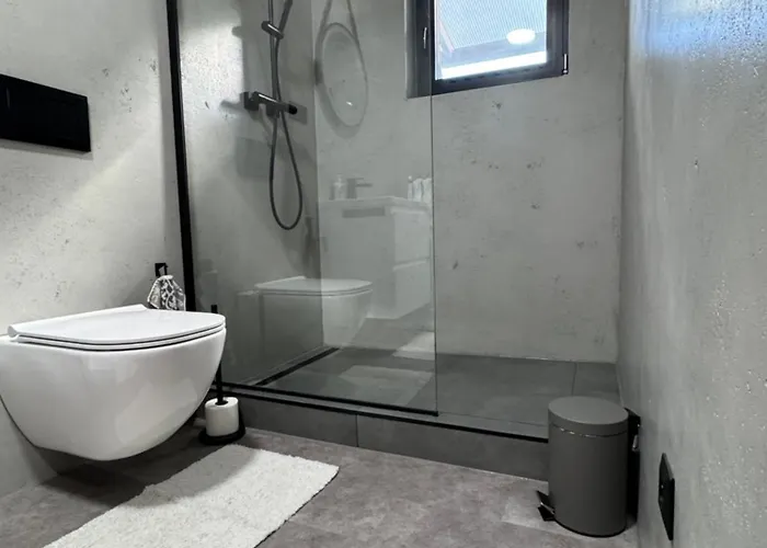 Sunset Hausbot ספינת מלון