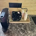 ספינת מלון Sunset Hausbot *